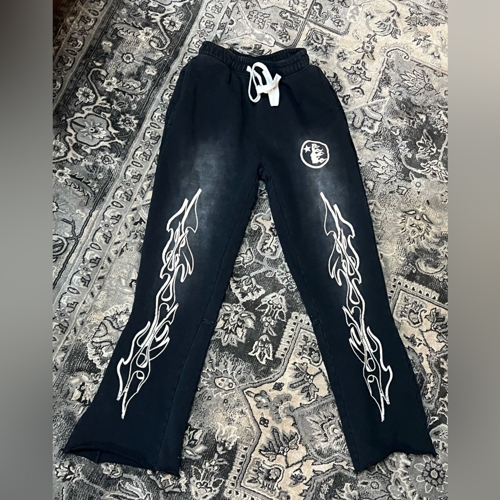 Authentic Hellstar Studio Flare Sweatpants - Size Small - Black